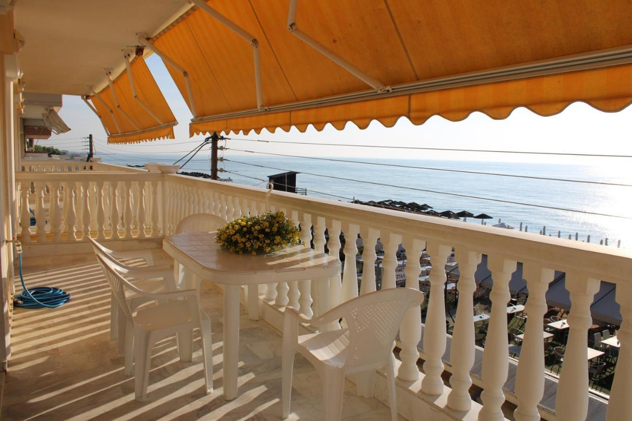 Olympic Beach Rooms Buitenkant foto
