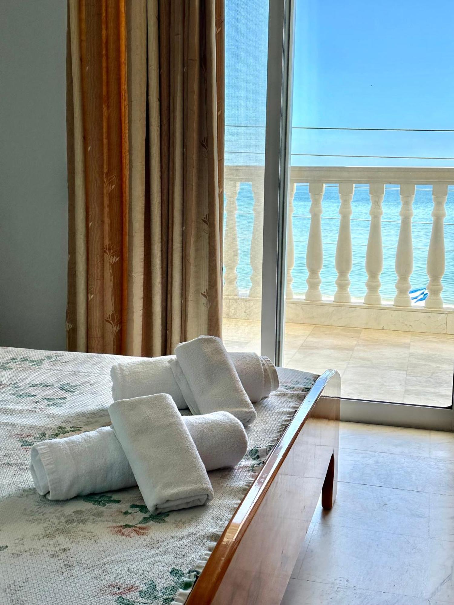 Olympic Beach Rooms Buitenkant foto